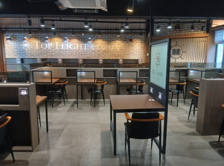 시흥-스터디카페-양도양수-탑플라이트-내부.jpg